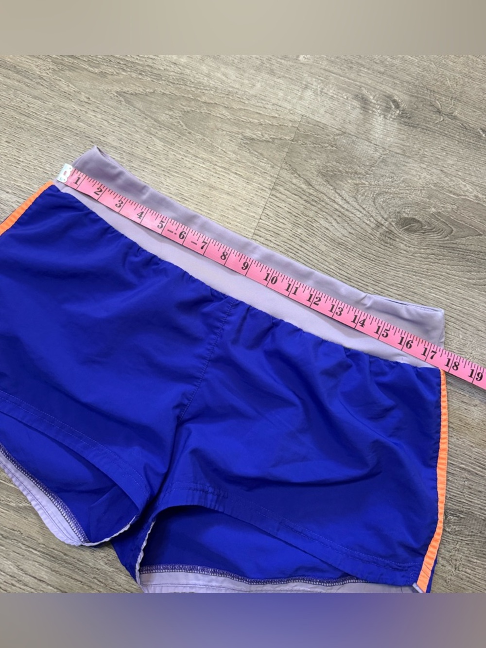 •ADIDAS• RUNNING SHORTS - Picture 5 of 6